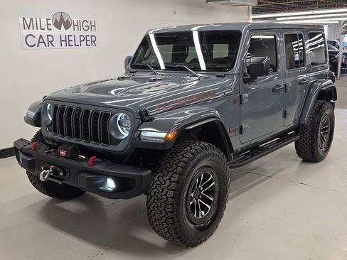 Used 2025 Jeep Wrangler Unlimited Rubicon image 13