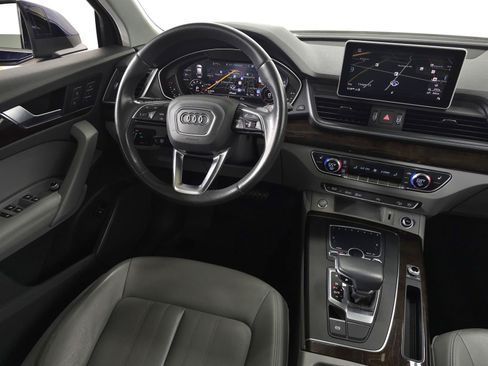 Used 2019 Audi Q5 2.0T Premium Plus w/ Premium Plus Package AWD/4WD image 16