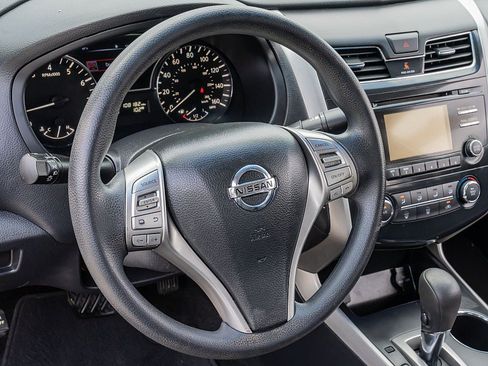 Used 2015 Nissan Altima 2.5 S w/ Power Driver Seat Package FWD image 23