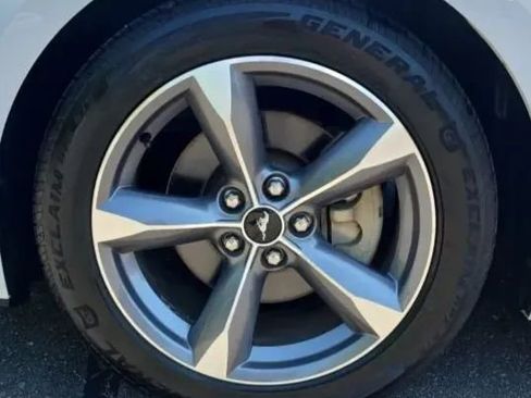 Used 2015 Ford Mustang Convertible w/ Equipment Group 051A RWD image 37