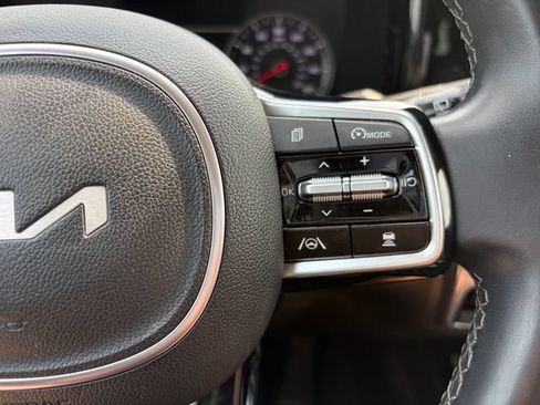 Certified 2023 Kia Sorento X-Line EX AWD/4WD image 12