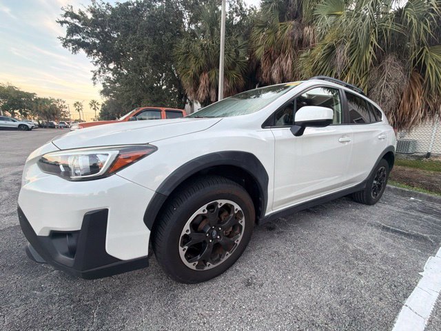 Used 2021 Subaru Crosstrek 2.0i Premium w/ Moonroof Package AWD/4WD image 1