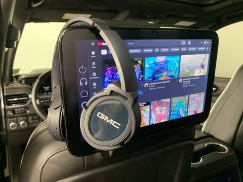 Used 2025 GMC Yukon XL AT4 Ultimate image 39