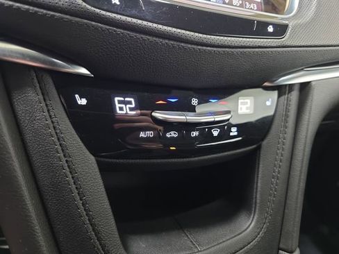 Certified 2024 Cadillac XT5 Premium Luxury w/ Technology Package FWD image 20