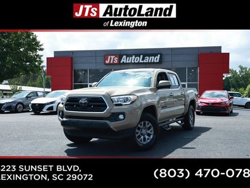 Used 2018 Toyota Tacoma SR5 RWD image 1