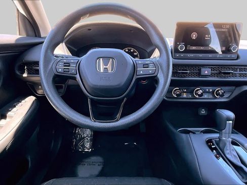 Used 2024 Honda HR-V LX image 5