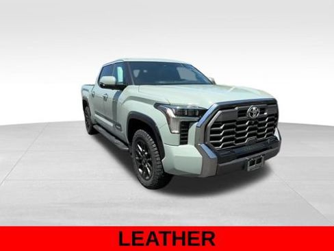 Used 2024 Toyota Tundra Platinum w/ TRD Off-Road Package AWD/4WD image 10