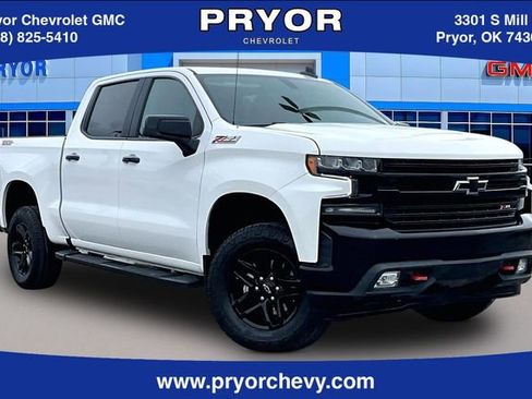 Used 2022 Chevrolet Silverado 1500 LT Trail Boss w/ Convenience Package II AWD/4WD image 1