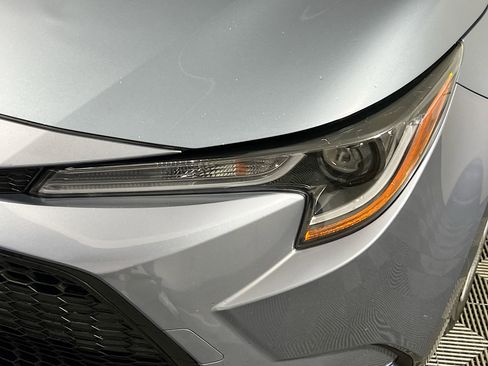 Used 2022 Toyota Corolla LE image 11