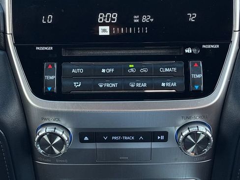 Used 2019 Toyota Land Cruiser AWD/4WD image 24