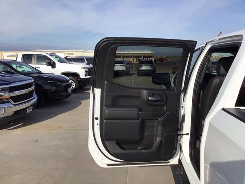 Used 2021 GMC Sierra 1500 AT4 w/ AT4 Preferred Package image 13