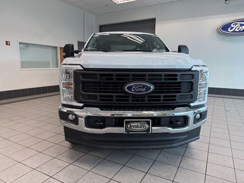 New 2026 Ford F350 XL w/ XL Chrome Package AWD/4WD image 2