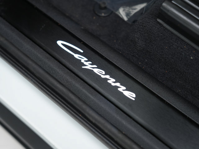 Certified 2026 Porsche Cayenne AWD/4WD image 12