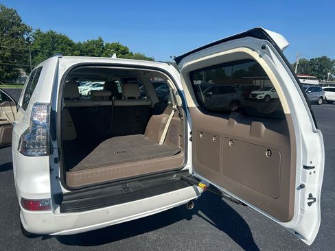 Used 2019 Lexus GX 460 Luxury AWD/4WD image 12