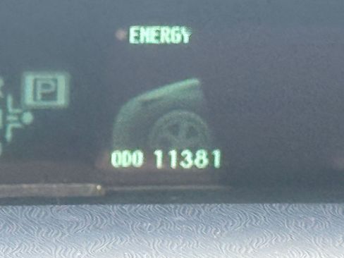 Used 2015 Toyota Prius Four image 27