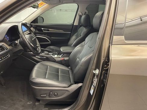 Used 2022 Kia Telluride EX w/ EX Premium Package AWD/4WD image 21