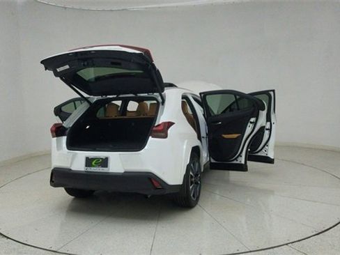 Used 2023 Lexus UX 250h AWD w/ Premium Package image 74