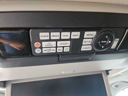 Used 2014 Honda Odyssey Touring image 15