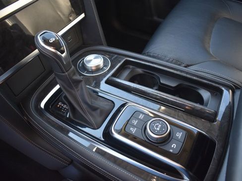 Used 2024 INFINITI QX80 Luxe image 30