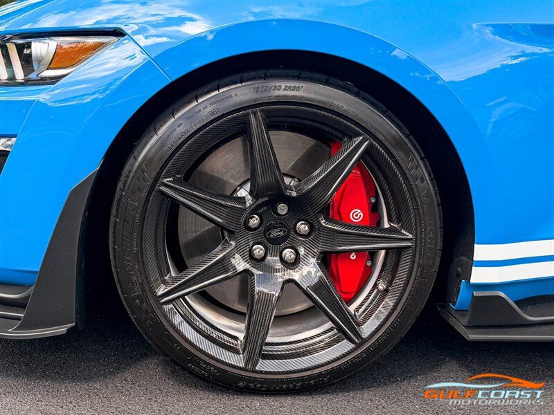 Used 2022 Ford Mustang Shelby GT500 w/ Carbon Fiber Track Pack RWD image 44