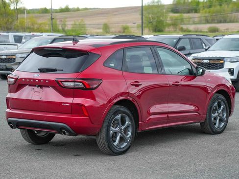 Used 2023 Ford Escape ST-Line w/ Tech Pack #1 AWD/4WD image 5