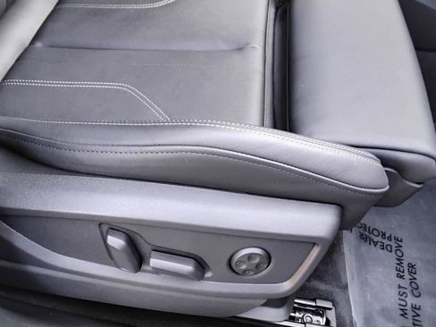 Certified 2024 Audi Q5 e Premium image 25