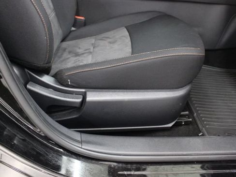 Used 2023 Nissan Sentra SR FWD image 50