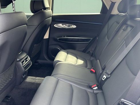 Certified 2026 Genesis GV70 2.5T AWD/4WD image 16