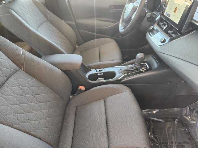 Used 2026 Toyota Corolla LE w/ LE Premium Package FWD image 19