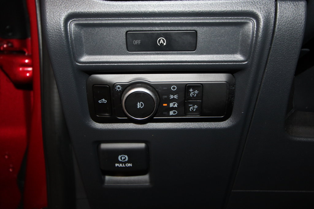 Used 2025 Ford F150 STX w/ Equipment Group 201A FX4 AWD/4WD image 9
