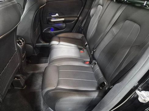 Used 2022 Mercedes-Benz GLA 250 4MATIC w/ Premium Package Lite image 19