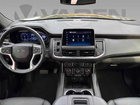 Used 2024 Chevrolet Tahoe Z71 w/ Luxury Package image 3