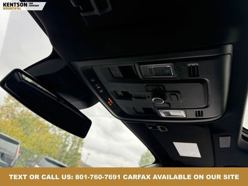 Used 2025 Chevrolet Suburban RST image 30