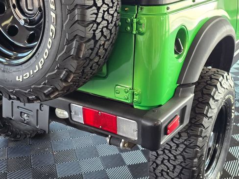 Used 1988 Suzuki Samurai 4WD Soft Top image 12