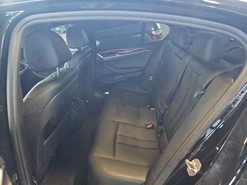 Used 2019 BMW 530e w/ Convenience Package image 7