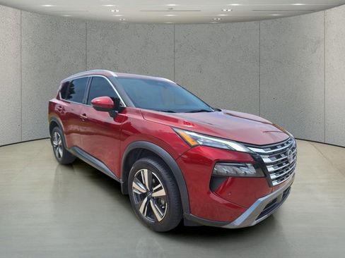 Used 2024 Nissan Rogue SL FWD image 7