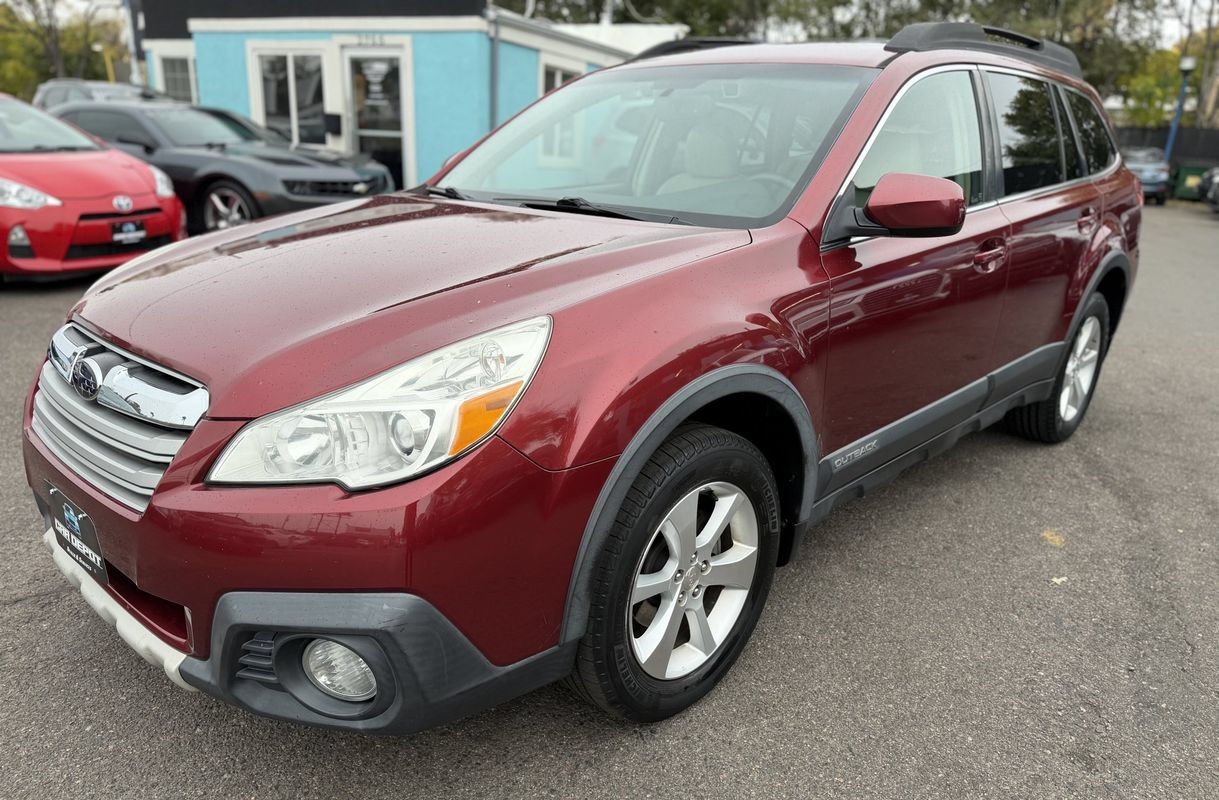 Used 2014 Subaru Outback 2.5i Limited AWD/4WD image 6