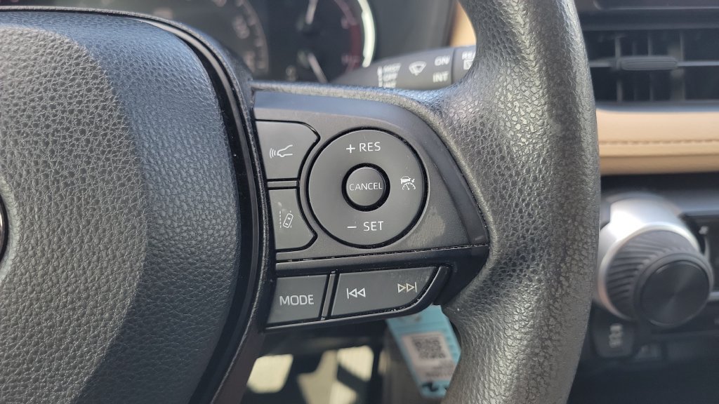 Certified 2023 Toyota RAV4 LE AWD/4WD image 19