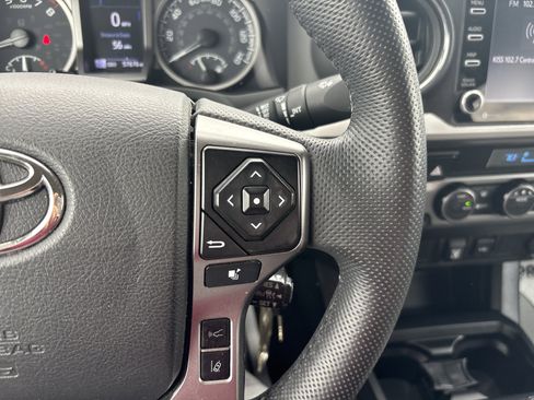 Used 2021 Toyota Tacoma SR5 image 22