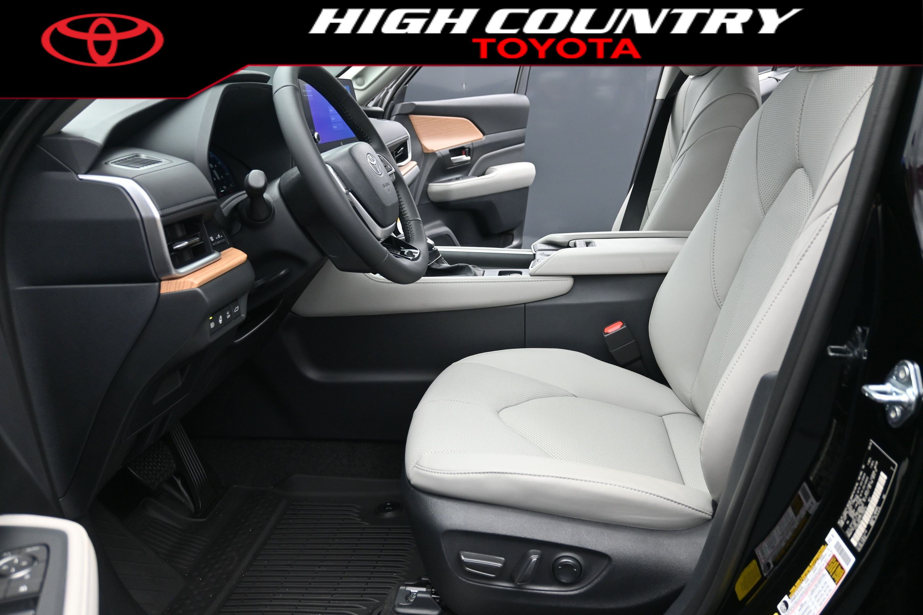 New 2026 Toyota Grand Highlander AWD Hybrid image 23