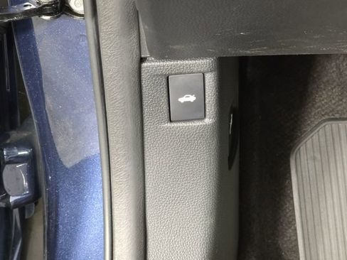 Used 2024 Honda Accord EX image 25