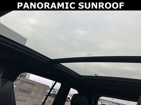 New 2026 Jeep Grand Cherokee Limited w/ Luxury Tech Group II image 49