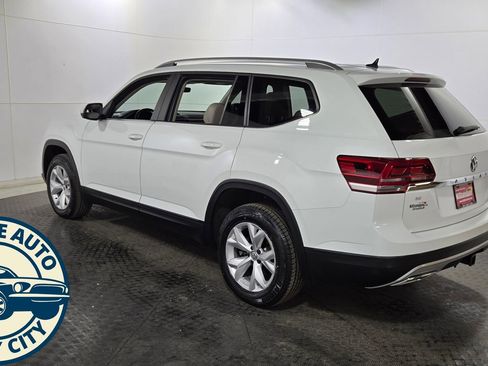 Used 2019 Volkswagen Atlas SE w/ Towing Package image 5