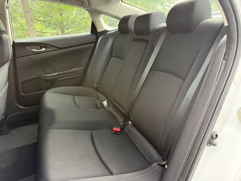 Used 2019 Honda Civic EX image 40