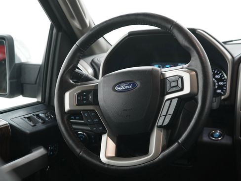 Used 2020 Ford F150 Lariat w/ Equipment Group 502A Luxury AWD/4WD image 14