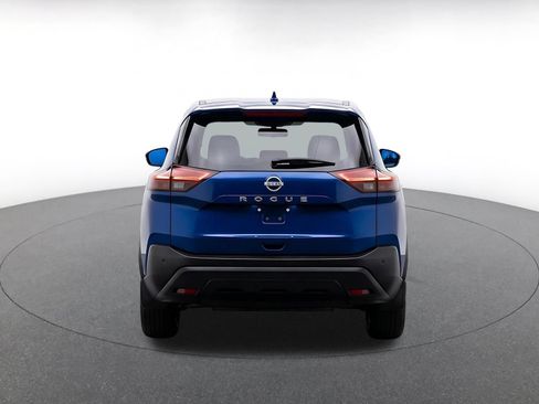 Used 2025 Nissan Rogue SV AWD/4WD image 8