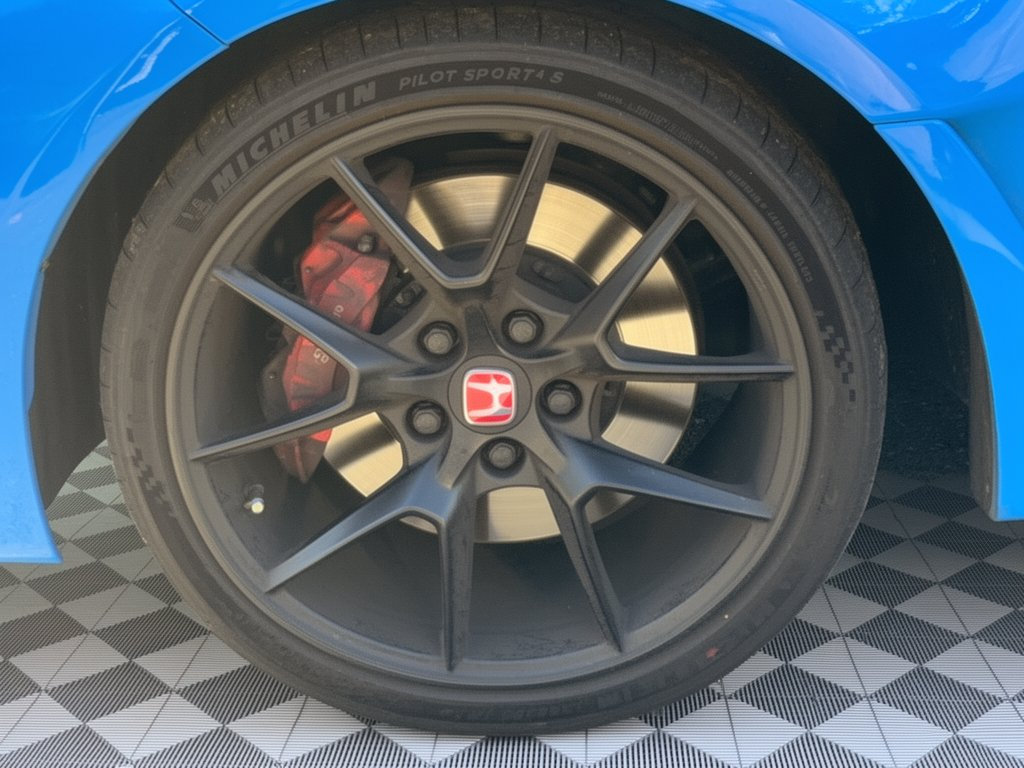 Used 2023 Honda Civic Type R image 13