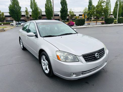 Used 2006 Nissan Altima 3.5 SE FWD image 7
