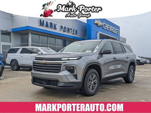 New 2026 Chevrolet Traverse LT w/ LPO, Floor Liner Package image 1