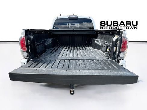 Used 2017 Toyota Tacoma TRD Pro AWD/4WD image 30